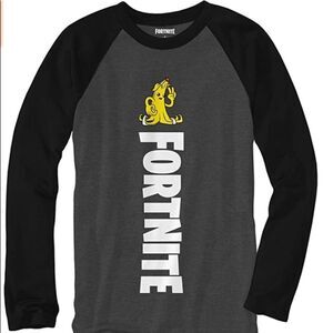 NWT Boys fortnite Long Sleeve Shirt